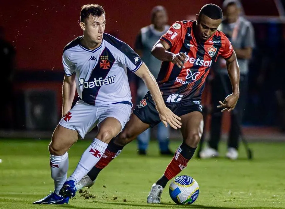 Vitória perde para o Vasco no Barradão