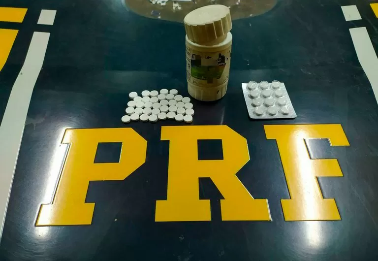Abordagens da PRF resultam na apreensão de quase 100 comprimidos de rebites nas rodovias federais da Bahia