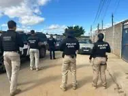 Quatro pessoas são presas e um adolescente apreendido na Operação Circumdare