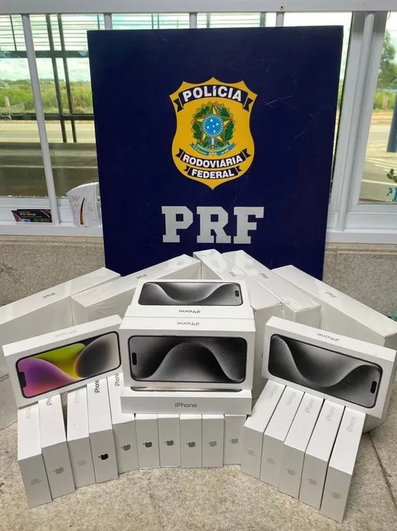 PRF apreende carga de iPhones de última geração em Vitória da Conquista