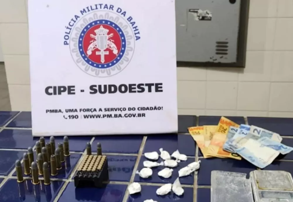 CIPE Sudoeste prende dois suspeitos e apreende drogas e munição em Livramento de Nossa Senhora