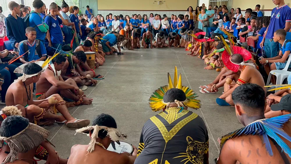Governador Jerônimo Rodrigues entrega à Alba projeto de lei que reestrutura a carreira de professores indígenas