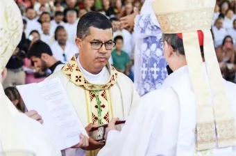 Cardeal Dom Sérgio da Rocha ordena bispo Mons. Gilvan Pereira Rodrigues
