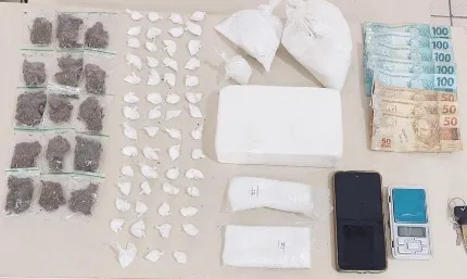 Suspeito de tráfico é preso pela PM em Vitória da Conquista