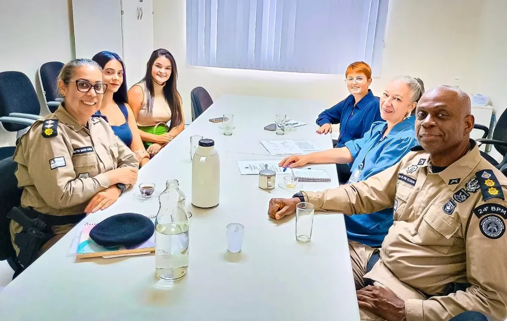 Reunião avalia projeto de Policiamento Comunitário Escolar em Brumado