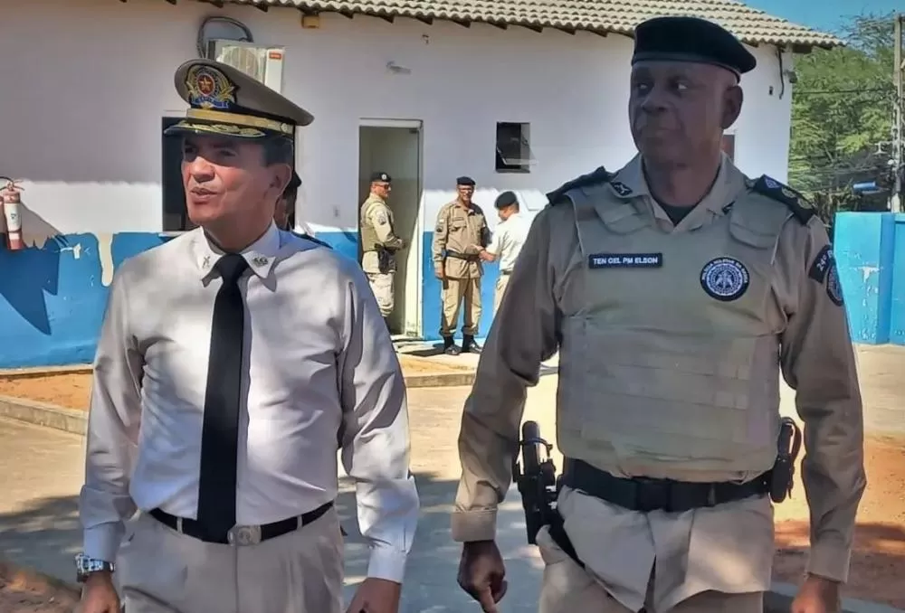 Comandante do CPRSO visita 24° Batalhão de Brumado para alinhar ações