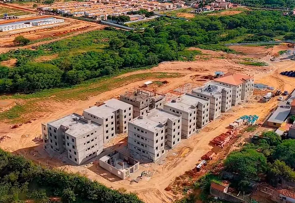 Prefeito Fabrício Abrantes destaca avanço das obras do Minha Casa, Minha Vida em Brumado