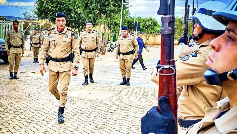 Comandante-Geral da PMBA realiza visita institucional ao 24º BPM em Brumado