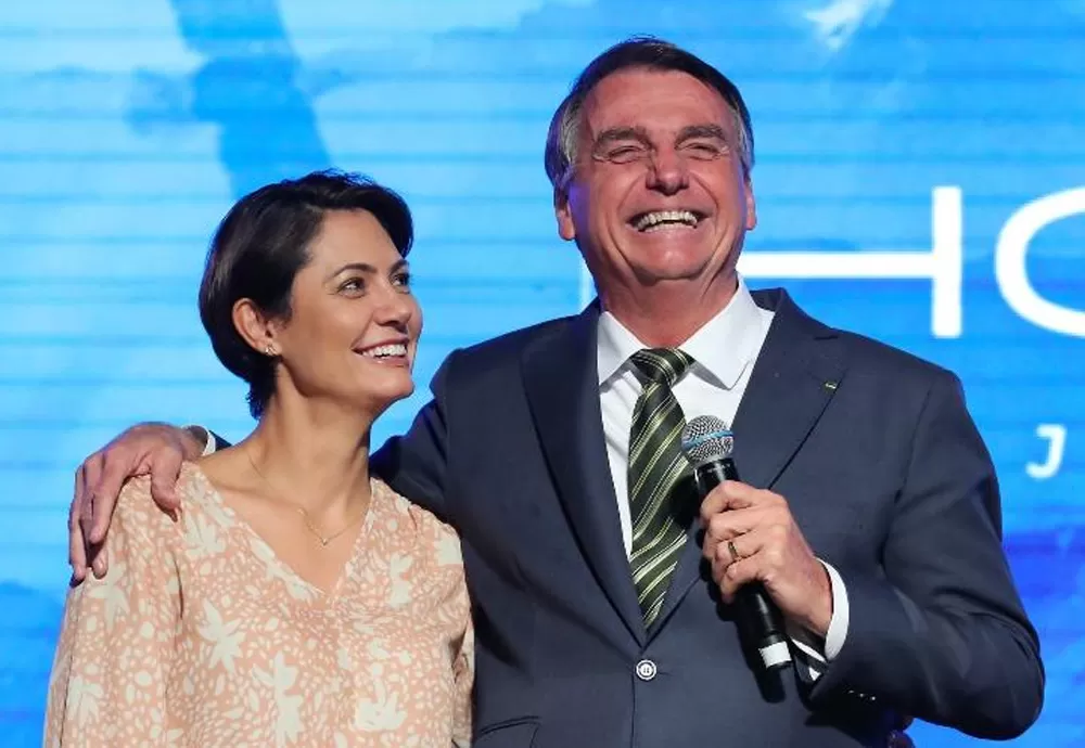 Moraes autoriza quebra de sigilo bancário de Bolsonaro e Michelle