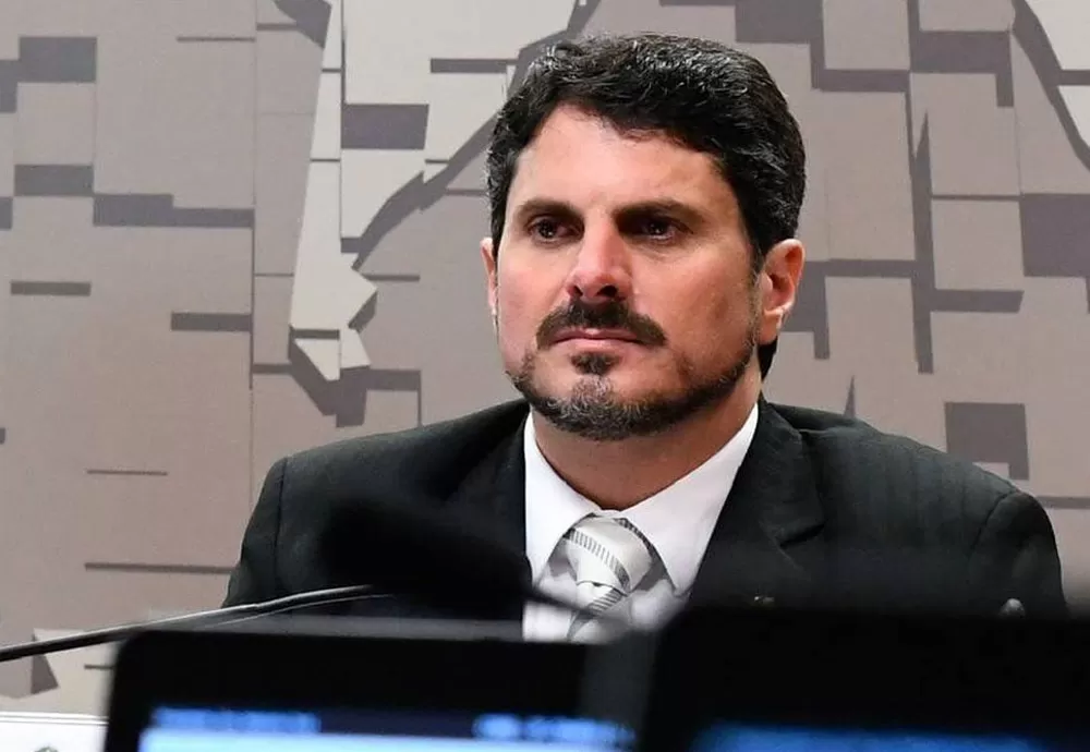 Marcos do Val diz que Daniel Silveira planejava golpe de Estado