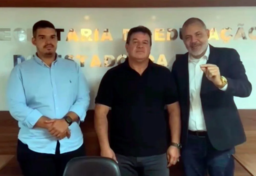 Marquinho Viana e prefeito de Boquira apresentam demandas na Secretaria de Educação e reforçam projeto de modernização do Colégio de Tempo Integral