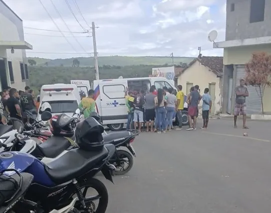 Trabalhador morre e quatro ficam feridos após descarga elétrica durante montagem de circo na Bahia