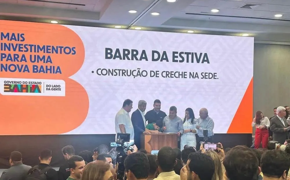 Marquinho Viana comemora construção de creche de R$ 6 milhões em Barra da Estiva