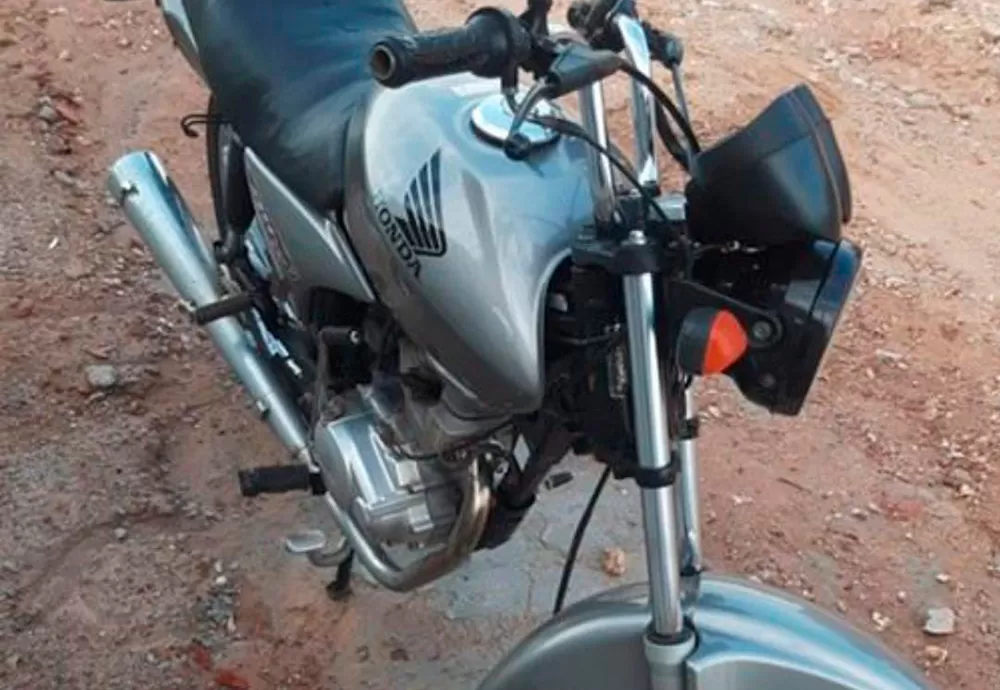 Polícia Militar recupera motocicleta furtada após 24 horas em Guanambi