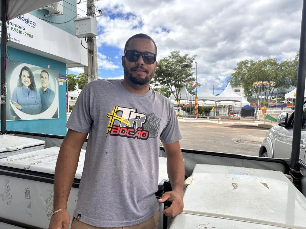 Comerciantes demonstram otimismo para vendas durante o Carna Brumas 2026