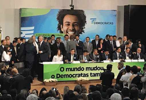 ACM Neto é eleito presidente nacional do DEM, substituindo o senador José Agripino