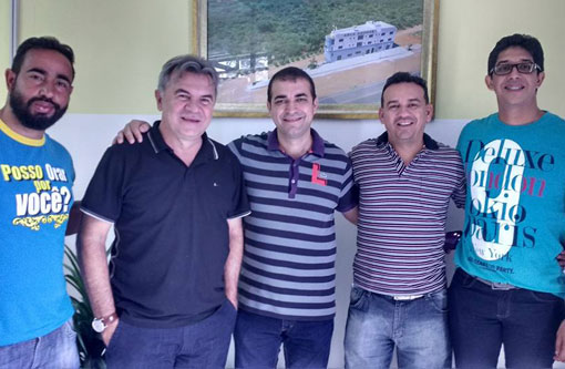 Pré-candidatura de Alessandro Lôbo a prefeito de Brumado ganha apoio do partido PHS