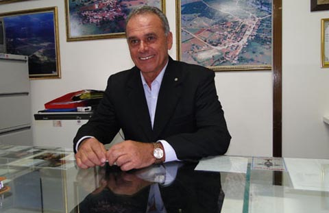 Prefeito Aguiberto comemora a confirmação da abertura da licitação para recuperação do trecho Brumado a Sussuarana