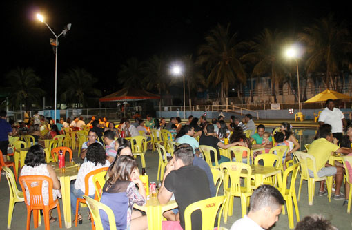 O Clube Social de Brumado realiza nesta sexta-feira (18) noite de Happy Hour com Lázaro Jacarini 