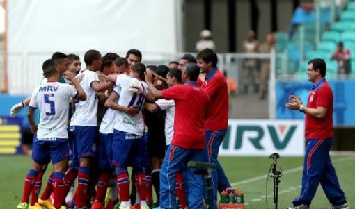 Bahia encerra Série B com triunfo em casa 