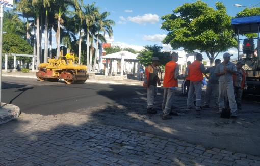 Brumado: SMTT iniciou a instalação de lombofaixas nas principais vias da cidade 