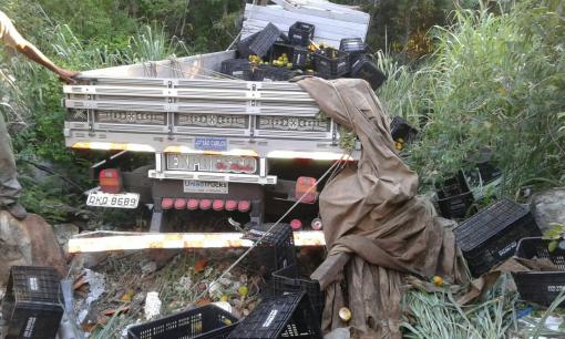 Serra das Almas: Caminhão desce ribanceira e motorista morre atropelado pelo próprio veículo no trecho entre Livramento e Rio de Contas 