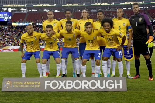 Brasil é derrotado pelo Peru e está fora da Copa América