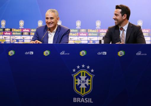 Primeira lista de convocados do técnico Tite na seleção brasileira