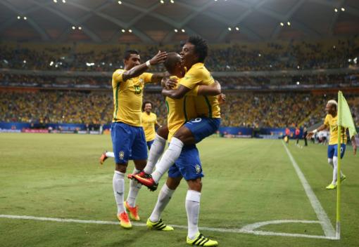 Brasil vence a Colômbia na Arena da Amazônia 