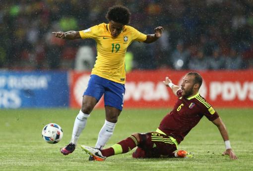 Seleção Brasileira derrota a Venezuela e assume liderança das Eliminatórias