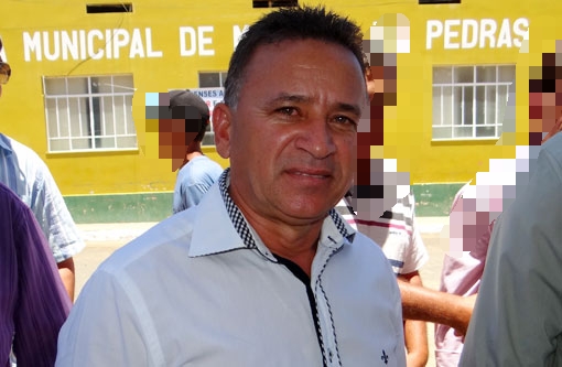 Malhada de Pedras: Prefeito é preso e prefeita eleita é conduzida em ação da Polícia Federal