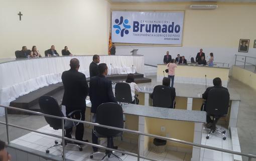 Brumado: em sessão extraordinária, por maioria vereadores aprovam projeto referente a representatividade da APLB/Sindicato 