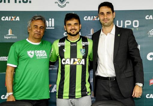 Norberto se diz pronto para fazer sua estreia com a camisa do América-MG 