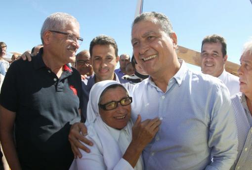 Rui entrega obras de abastecimento em Rio de Contas: 'sem água tratada, não há saúde plena'