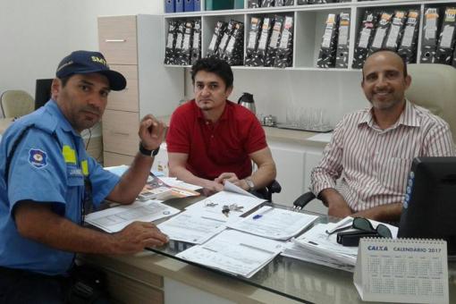 Em reunião com o presidente da APDEMB, Secretário de Planejamento prevê ações para gestão do espaço urbano na sede do município