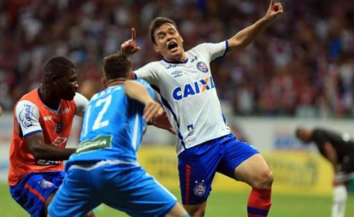 Bahia vence o Bragantino e fica a 1 ponto do acesso 