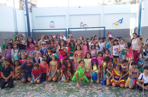 Carnaval do Centro Educacional Monteiro Lobato