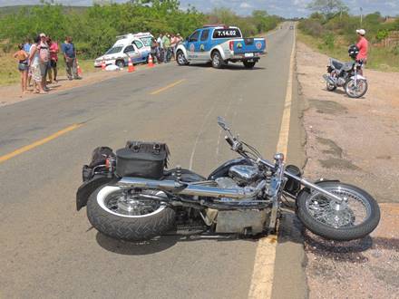 Brumado: Esposa de motociclista conquistense morre em acidente
