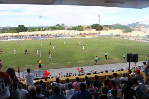 Campeonato Baiano: Flamengo de Guanambi derrota o Vitória no primeiro jogo das quartas de finais