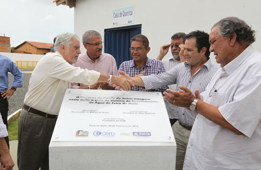 Governador inaugura sistemas de abastecimento de água no sudoeste baiano
