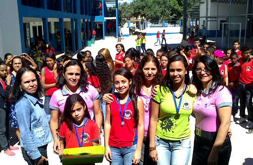 Brumado: Aluna do CIE Maria Sônia e Sá Teles se classifica para etapa estadual das Olimpíadas de Língua Portuguesa