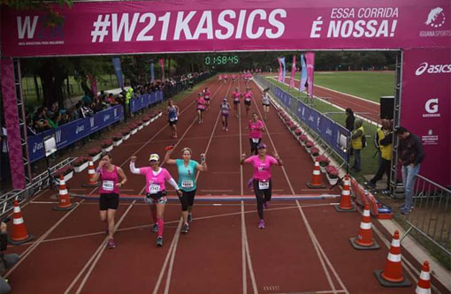 Brumadense participa de maratona em São Paulo, representa as mulheres da Capital do Minério e homenageia o pai