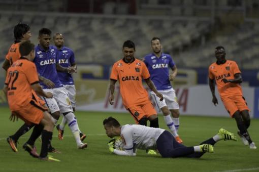 Copa do Brasil: Vitória perde novamente para o Cruzeiro e está eliminado