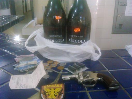 Brumado: Dois menores são apreendidos após assaltarem um mercadinho no Bairro Baraúnas