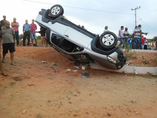 BA-623: mulher morre vítima de acidente automobilístico no trecho entre Maetinga e Jânio Quadros 