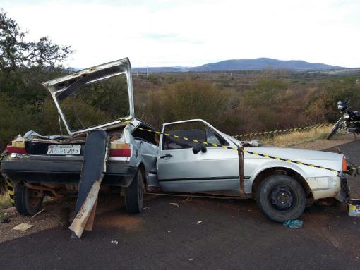BR-030: pais de criança morta em acidente  viram o momento da colisão entre automóvel e caminhão