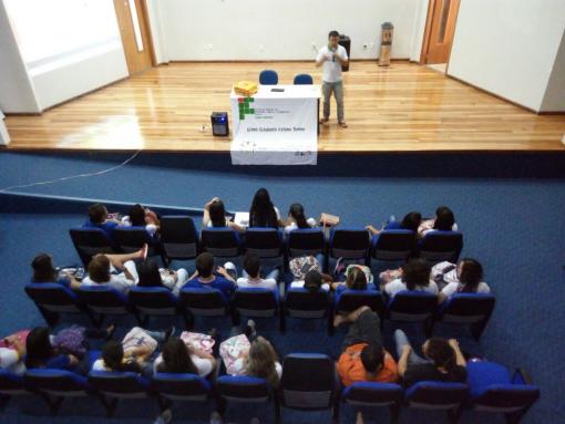 Brumado: Grêmio estudantil promoveu no Ifba debate sobre a  PEC 55  