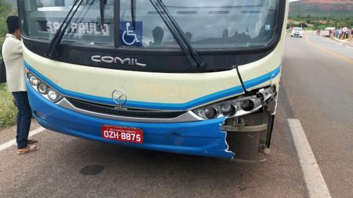 Rio de Contas: homem morre após colidir motocicleta contra ônibus da Novo Horizonte