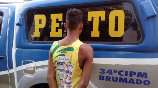 Brumado: polícia apreende menor infrator que portava simulacro de arma de fogo