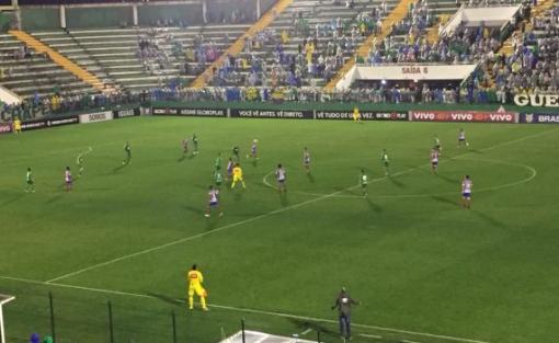 Bahia e Chapecoense empatam jogo na Arena Condá